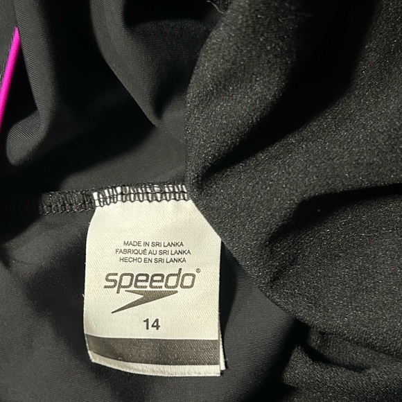 Speedo swimsuit black fushia stripe - Picture 4 of 4